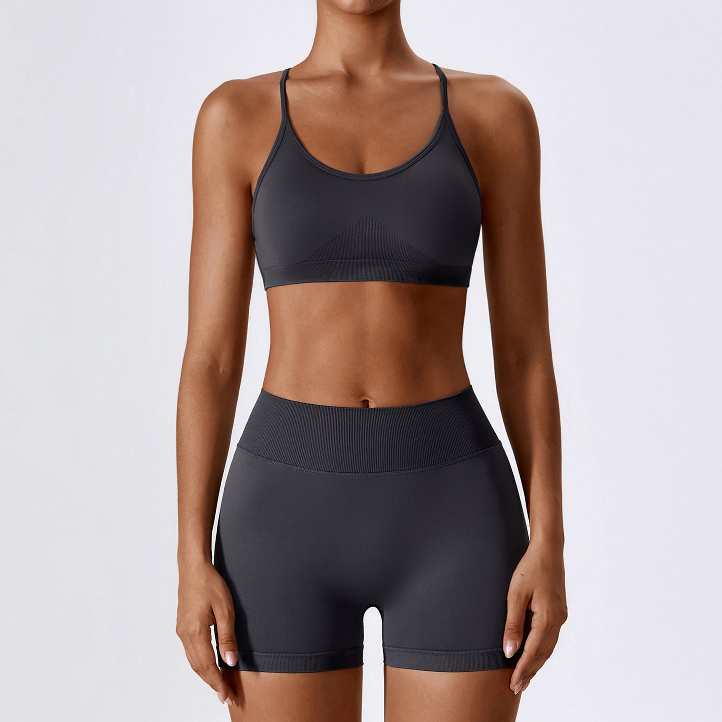 Conjunto fitness mujer short y top espalda al descubierto