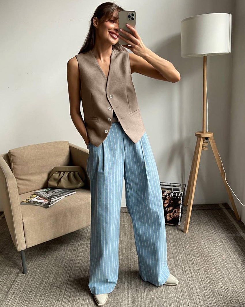 Conjunto mujer traje pantalón recto oversize y chaleco color marrón o gris