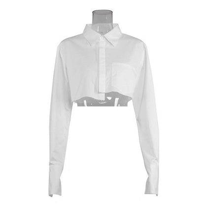 Camisa blanca crop asimétrica manga larga